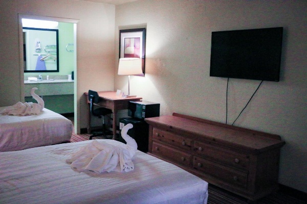 Suite Dreams Hotel image 18